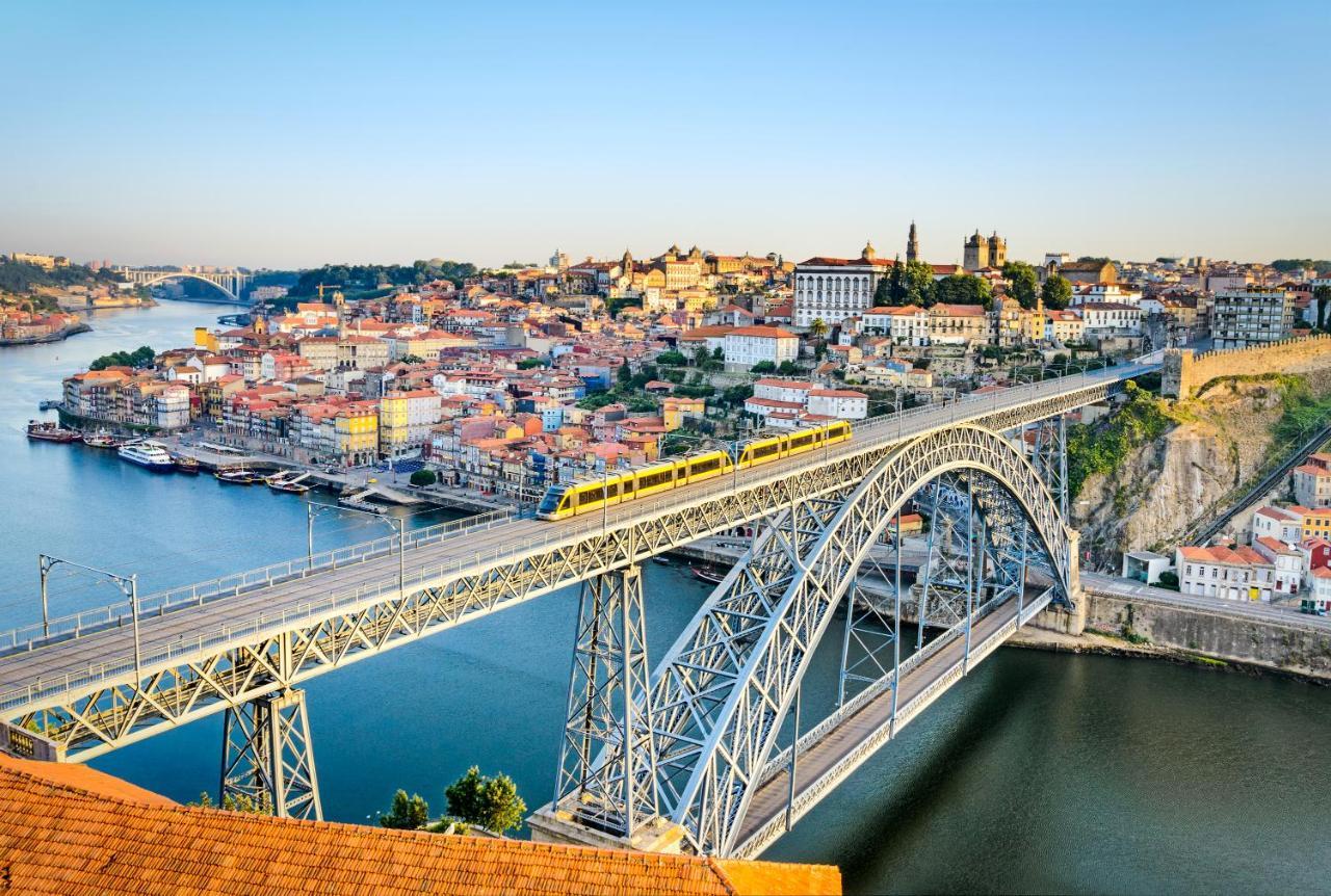 Oporto Downtown View Apartment Luaran gambar